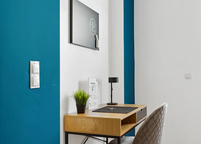 公寓 Gross, Modern, Vollausgestattet, Gemuetlich Mit Kueche Und Parkplatz Fuer Urlaub Oder Business *