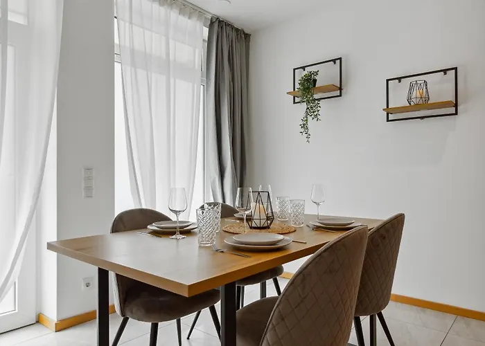 Gross, Modern, Vollausgestattet, Gemuetlich Mit Kueche Und Parkplatz Fuer Urlaub Oder Business 公寓 Kettig